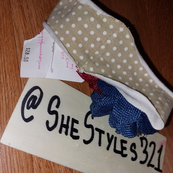 Giggle Moon Headband - Picture 2 of 3